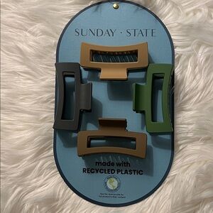 Sunday State Medium Hair Clips Set